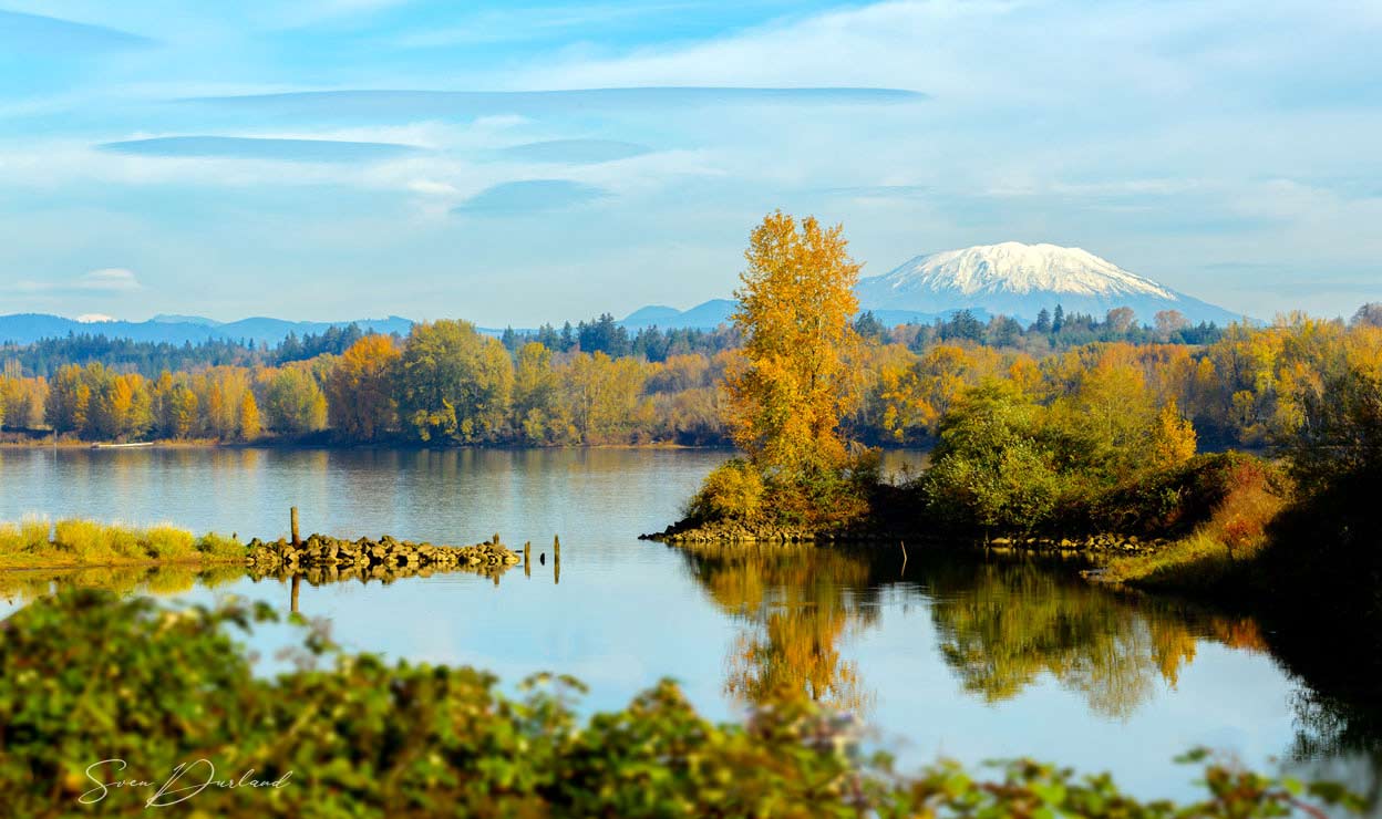 Columbia River - Mt St Helens