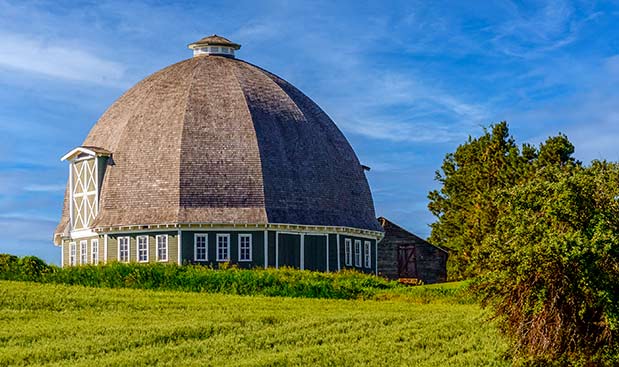 12-sided barn in the Palouse